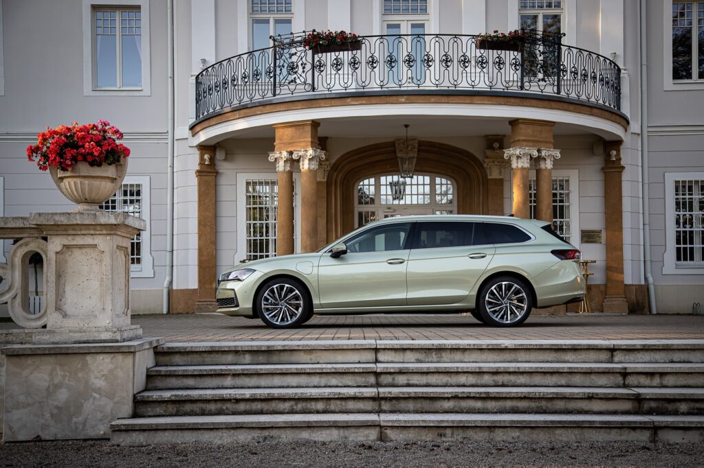 Instagram post from classy_blonde_mikaela. This post is in position 0.